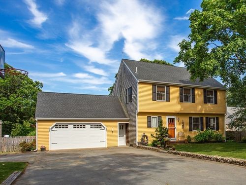 1 Ocean Dr, Mattapoisett, MA, 02739-2329 | Card Image