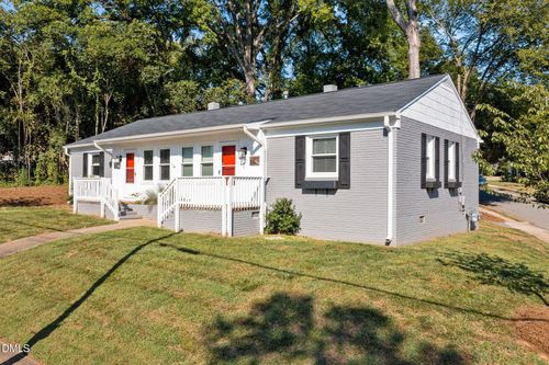 100 W Roanoke Park Dr, Raleigh, NC, 27608-2504 | Card Image