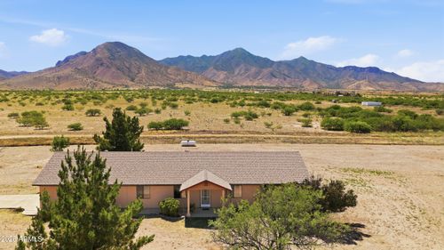 8011 E Chukar Valley Dr, Hereford, AZ, 85615-9714 | Card Image