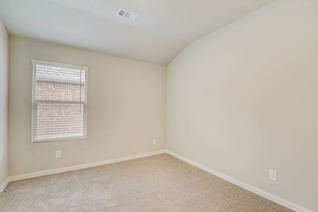 Photo is not of the actual home, but is an inspirational photo of builder’s model home and may depict options, furnishings, and/or decorator features that are not included. | Image 16