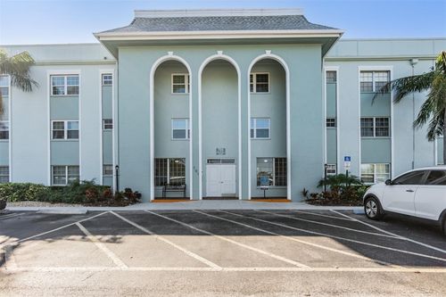 apt-306-701 Poinsettia Rd, BELLEAIR, FL, 33756-7716 | Card Image