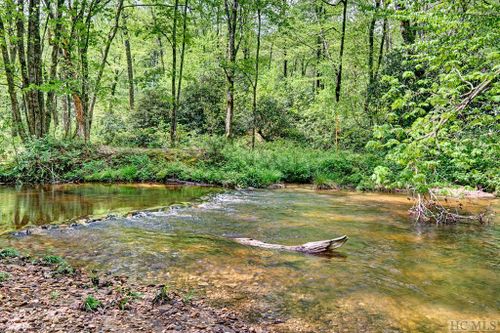 Lot 20A Mountain Waterfalls, Glenville, NC, 28736 | Card Image