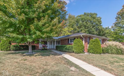 50 Overlook Dr, Bargersville, IN, 46106-8901 | Card Image