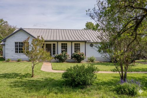 576 Aspen, Fischer, TX, 78623-2013 | Card Image
