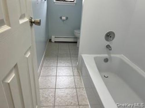 unit-64g-3 Hook Rd, Poughkeepsie, NY, 12601-7311 | Card Image