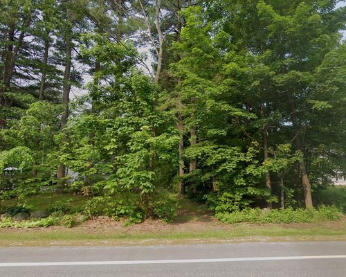 80 28 Bypass, Derry, NH, 03038 | Card Image