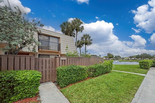 5710 57th Way, West Palm Beach, FL, 33409 | Card Image