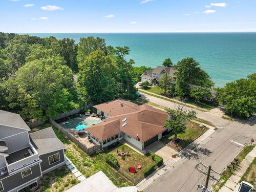 1501 Shore Dr, New Buffalo, MI, 49117-1086 | Card Image