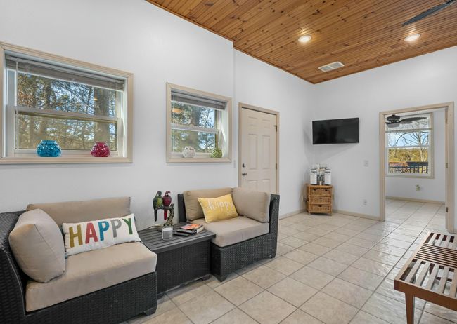 Spa Room | Image 66