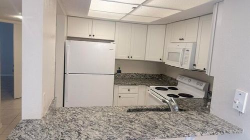 206-1520 Se Royal Green Cir, Port St Lucie, FL, 34952-4664 | Card Image