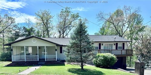 111 Bryn Mawr Way, Culloden, WV, 25510-9652 | Card Image
