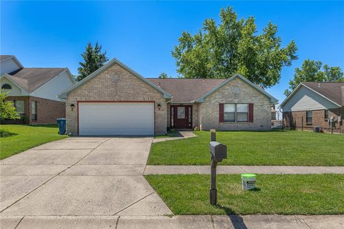 5704 Springgate Ct, Huber Heights, OH, 45424-1185 | Card Image