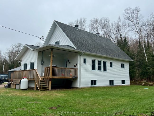 1141 Alderdale Rd, House other with 5 bedrooms, 2 bathrooms and 8 parking in Powassan ON | Image 4