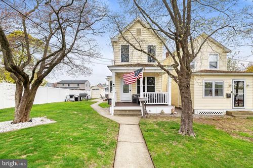 40 E Front St, Florence, NJ, 08518-1410 | Card Image