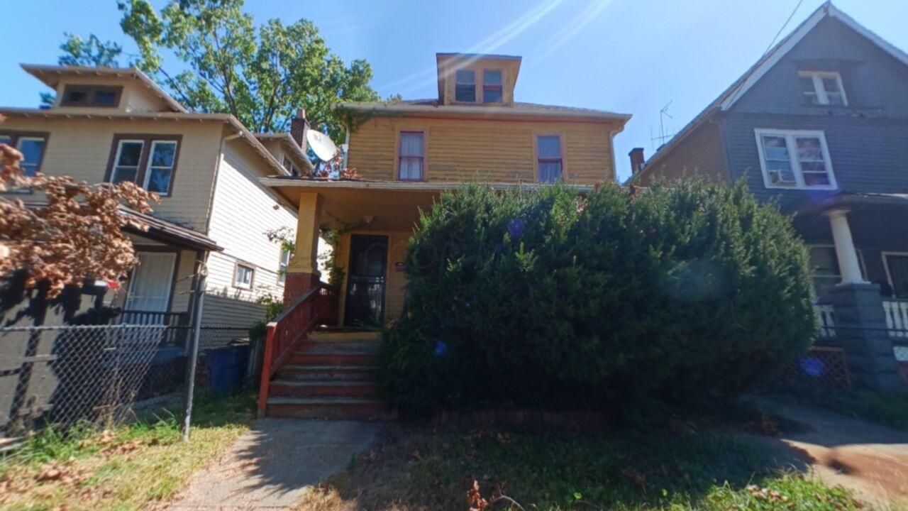108th St, Cleveland, OH 44108