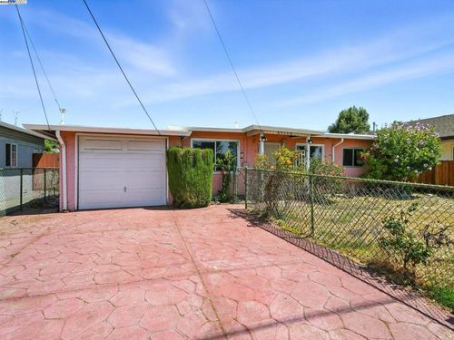 37114 Dondero Way, Fremont, CA, 94536-6561 | Card Image
