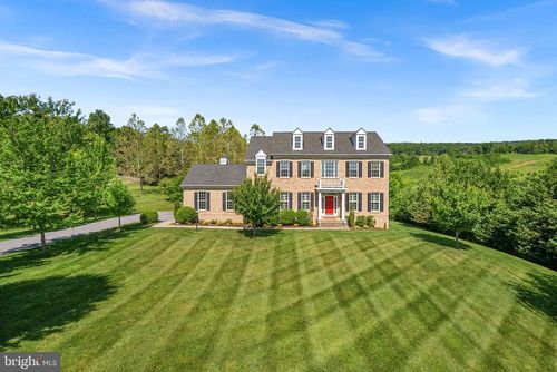 35124 Greyfriar Dr, ROUND HILL, VA, 20141-2396 | Card Image