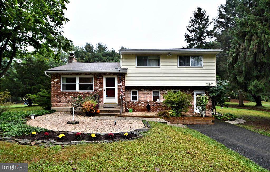 Sheeder Rd, Phoenixville, PA 19460