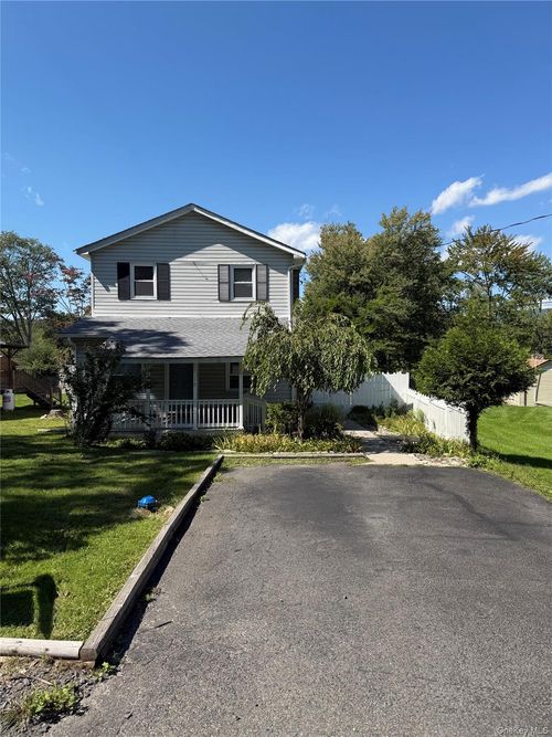 18 Sunset Trl, Pine Bush, NY, 12566-7342 | Card Image