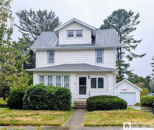 392 Broadhead Ave, Jamestown, NY, 14701-8162 | Card Image