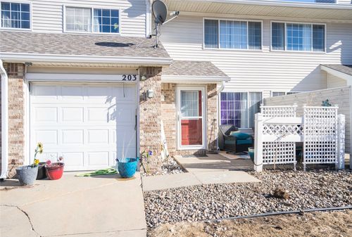 203-150 S Prairie View Drive, West Des Moines, IA, 50266 | Card Image