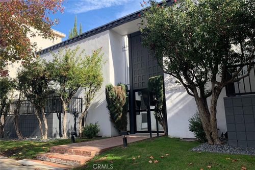 apt-6-5236 Kester Ave, Sherman Oaks, CA, 91411-4068 | Card Image
