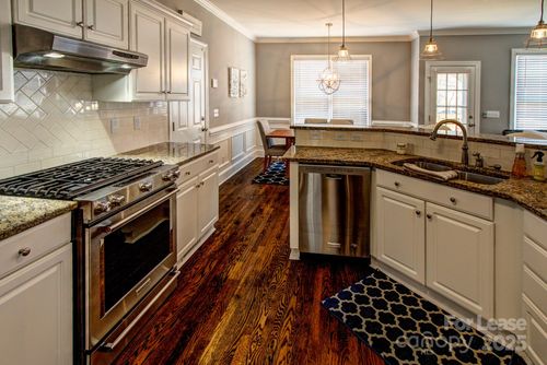 10400 Orchid Hill Ln, Charlotte, NC, 28277-2217 | Card Image