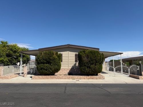 3212 Gavilan Ln, Las Vegas, NV, 89122-3366 | Card Image