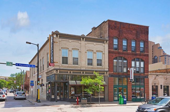 Shops & Restaurants in the historic Old Town Business District | Image 81