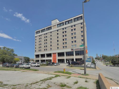 apt-307-105 N 31st Ave, Omaha, NE, 68131-2915 | Card Image