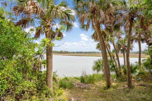 54 Bud Miley Rd, Saint Helena Island, SC, 29920-3176 | Card Image