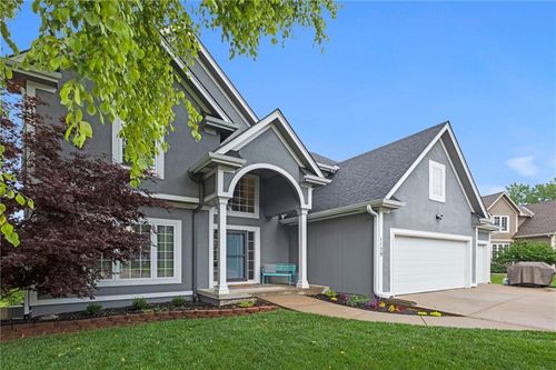 1129 Redwood Pl, Liberty, MO, 64068-9201 | Card Image
