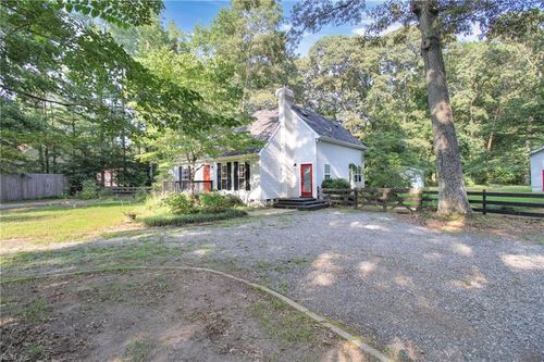 6329 Corbin Ct, Gloucester, VA, 23061-3431 | Card Image