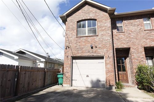 4527 Camel St, Metairie, LA, 70001-4616 | Card Image