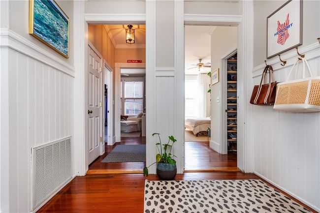 APT-4 - 173 Main St, Condo with 2 bedrooms, 1 bathrooms and 2 parking in East Greenwich RI | Image 12