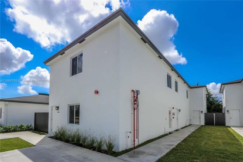 11246 Sw 187th St, Miami, FL, 33157-7581 | Card Image