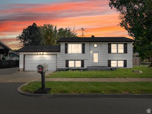206 W 1000 S, Ogden, UT, 84404-4873 | Card Image