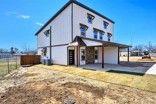 a-1304 Country Rd, Whitesboro, TX, 76273-1951 | Card Image