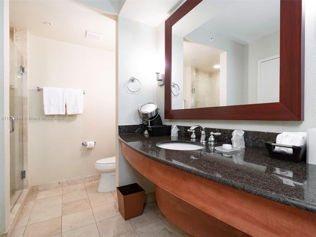 1418 - 18001 Collins Ave, Condo with 0 bedrooms, 1 bathrooms and null parking in Sunny Isles Beach FL | Image 10