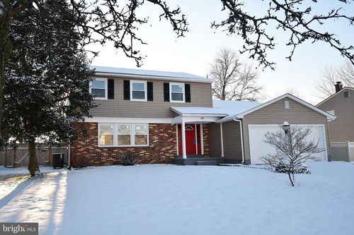 25 Champlain Rd, MARLTON, NJ, 08053-1128 | Card Image