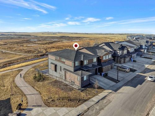 351 Lucas Way Nw, Calgary, AB, T3P1Z3 | Card Image