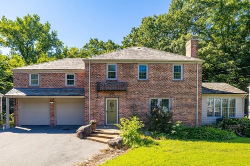 133 Pleasantview Ave, Longmeadow, MA, 01106-1021 | Card Image