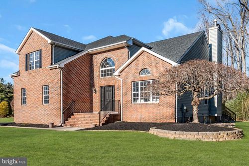 23 Arnold Ln, ROBBINSVILLE, NJ, 08691-3048 | Card Image