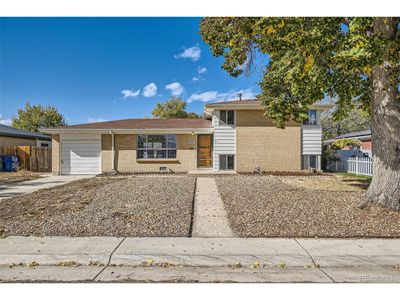 3055 Carson St, House other with 3 bedrooms, 1 bathrooms and null parking in Aurora CO | Image 1