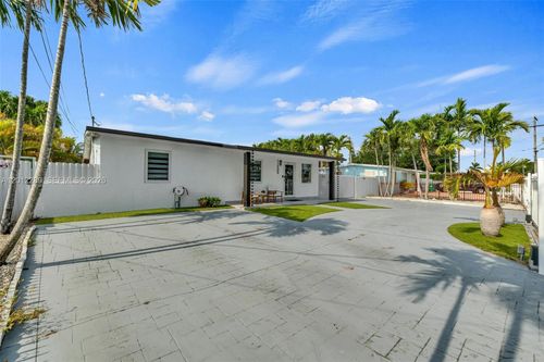 11500 Sw 57th Ter, Miami, FL, 33173-1012 | Card Image