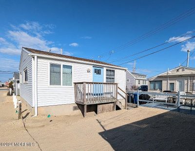 34 E Pompano Way, House other with 2 bedrooms, 1 bathrooms and null parking in Lavallette NJ | Image 1