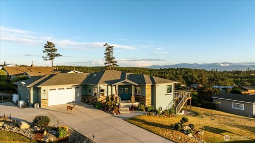 2591 El Mar St, Coupeville, WA, 98239-3009 | Card Image