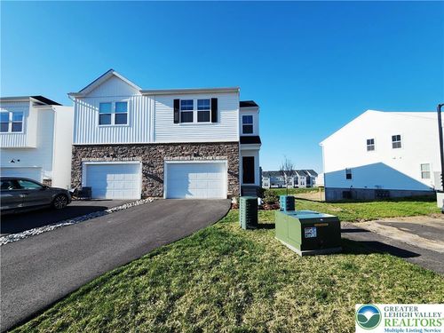 7699 Clayton Avenue, Upper Saucon Twp, PA, 18036 | Card Image