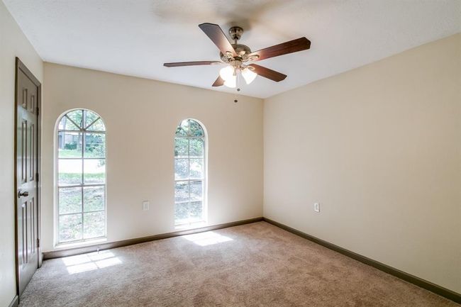 24615 Wilderness Rd, House other with 3 bedrooms, 2 bathrooms and 2 parking in Spring TX | Image 10
