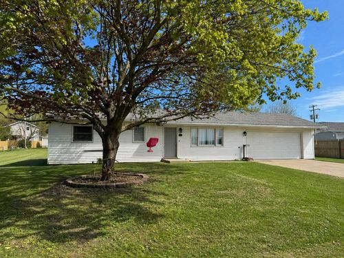 419 E Cleveland Street, Cullom, IL, 60929 | Card Image